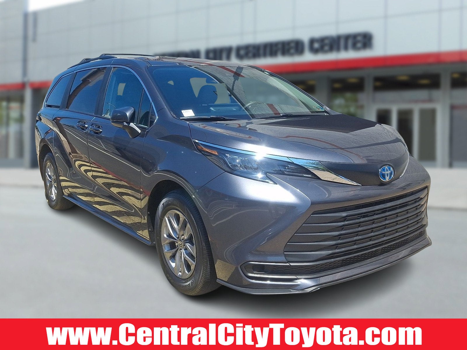 2025 Toyota Sienna